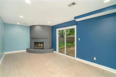 8845 Widmer Rd, Lenexa, KS 66215 - photo 6