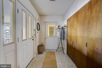 15217 Noblewood Ln, Bowie, MD 20716 - photo 4