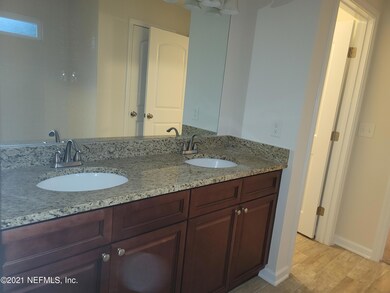 6935 Wyandotte Ave, Jacksonville, FL 32210 - photo 6