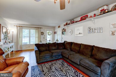 115 Tracy Cir, Laurel, DE 19956 - photo 2