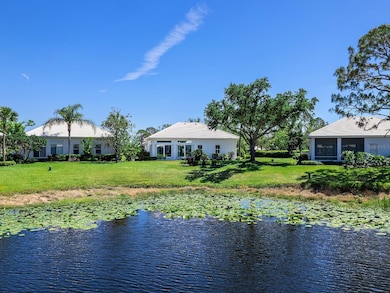 643 Crossfield Cir unit 13, Venice, FL 34293 - photo 4