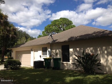 garage side of house
