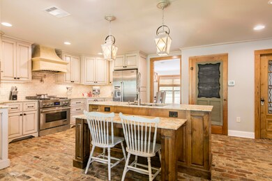 4 kitchen 5