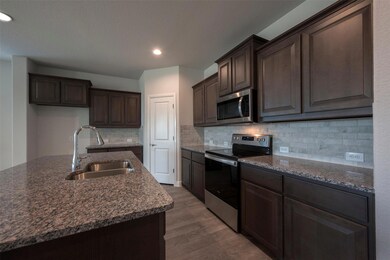 525 Smart Strike Trail, Granbury, TX 76049 - photo 7