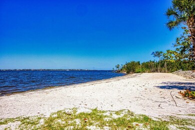 5482 Peppertree Dr, Fort Myers, FL 33908 - photo 5