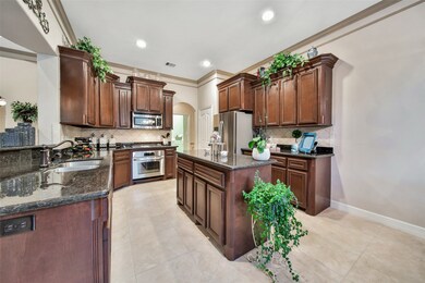 402 Monarch Oak Dr, Magnolia, TX 77354 - photo 5