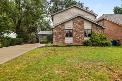 2125 Elmira Ave, Des Plaines, IL 60018 - photo 2