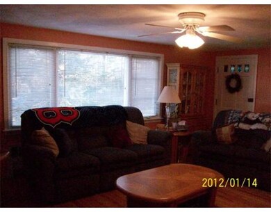 402 Andover St unit 1, Wilmington, MA 01887 - photo 6