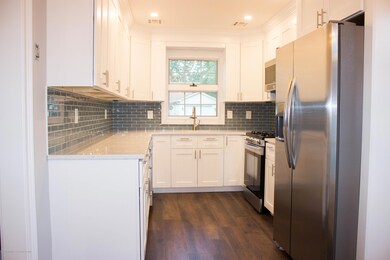 1569Alpen_kitchen2