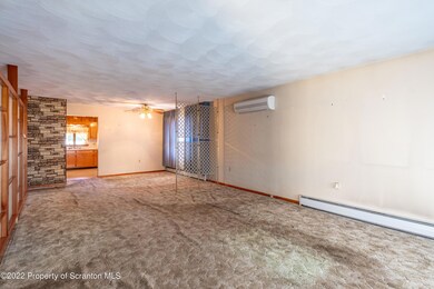 605 N Bromley Ave, Scranton, PA 18504 - photo 6