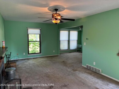 337 Honeysuckle Ln, Lansing, MI 48917 - photo 6