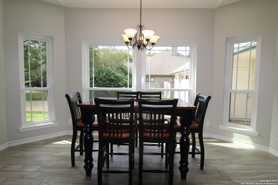 11227 Hunters Path, Helotes, TX 78023 - photo 7