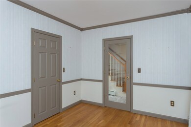 43 Latham Farm Rd, Smithfield, RI 02917 - photo 5
