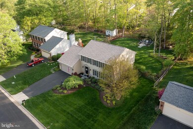 8528 Chase Glen Cir, Fairfax Station, VA 22039 - photo 3