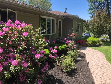 16 Shepherd Dr, Troy, NY 12180 - photo 2