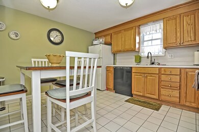 112 Cocasset St unit 3, Foxboro, MA 02035 - photo 7