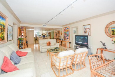 04 Living Room