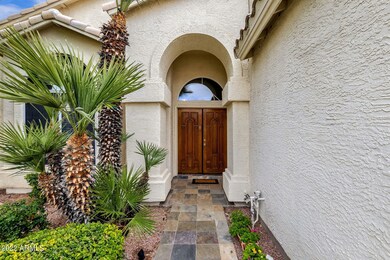 005_FRONT DOOR