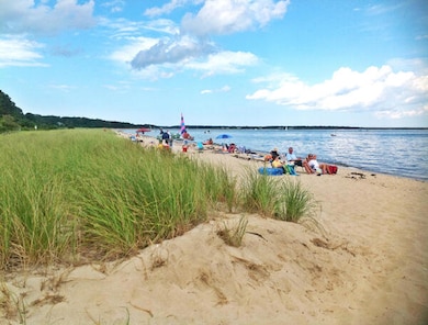 oregon-beach-cotuit-cape-cod