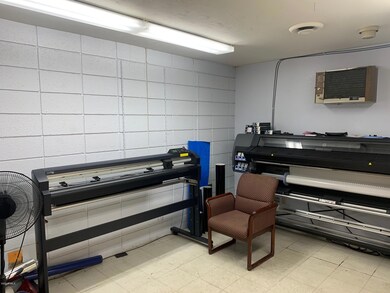 6100 N 52nd Ave, Glen Dale, AZ 85301 - photo 2