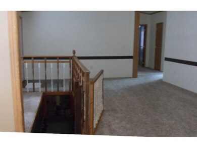 Entry/Foyer.