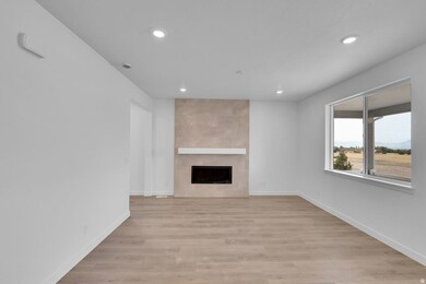 12757 S Glacier Trail Ln unit 169, Herriman, UT 84096 - photo 5