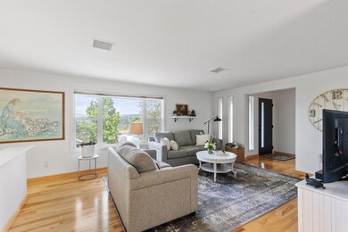 1701 NE Beverly Dr, Grants Pass, OR 97526 - photo 4