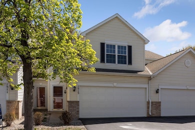 1515 Yorkshire Lane - Spacecrafting - 0003.jpg