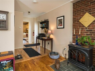 22 East St, Essex Junction, VT 05452 - photo 6