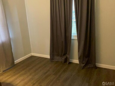 597 Hamilton St, Somerset, NJ 08873 - photo 4