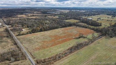 4163 W Fern Mountain Rd, Muskogee, OK 74401 - photo 5