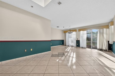 1392 NW 159th Ln unit 30, Pembroke Pines, FL 33028 - photo 6