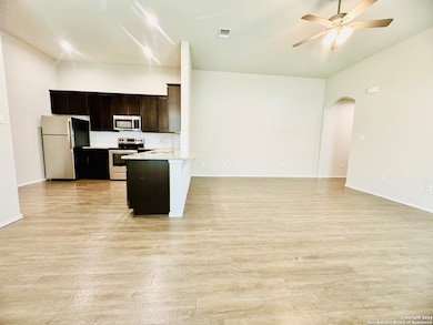 3434 Scott Cir, Seguin, TX 78155 - photo 4