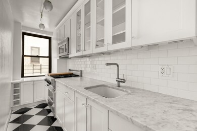 235 E 73rd St unit 6-F, New York, NY 10021 - photo 6