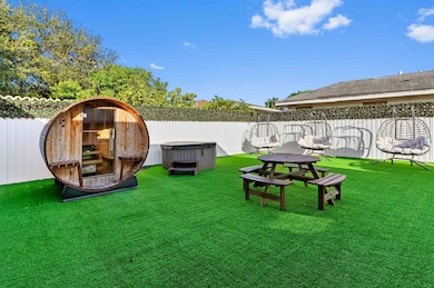 2128 Dock St, West Palm Beach, FL 33401 - photo 5