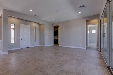 003_Living Room