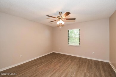 4148 Davie Ct, Jacksonville, FL 32210 - photo 7