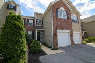 5296 Green Lawn Dr, Macungie, PA 18062 - photo 2