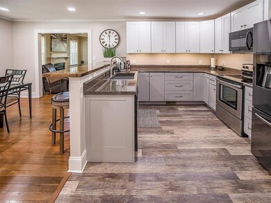 3 Littlejohn St, Inman, SC 29349 - photo 4