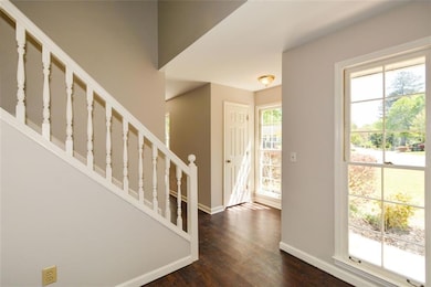 Two-story foyer