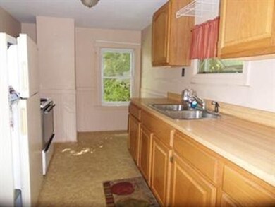 72 High St unit 72, Whitinsville, MA 01588 - photo 5