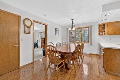 2205 Welhouse Dr, Kaukauna, WI 54130 - photo 5