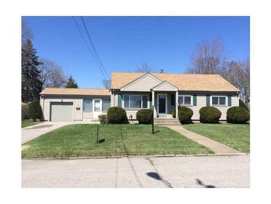 77 Galant Dr, Warwick, RI 02886 - photo 2