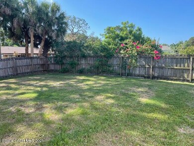 Large Fenced Back Yard