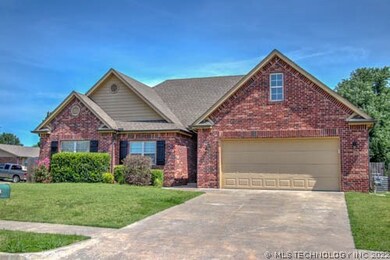 1405 E 145th St S, Glenpool, OK 74033 - photo 3