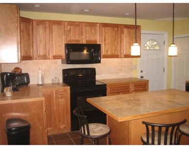 109 Sears Island Dr, Worcester, MA 01606 - photo 2