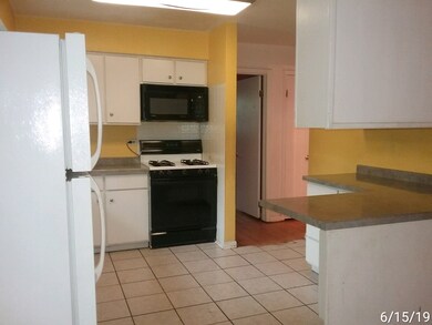 3333 Chatham Rd, Waukegan, IL 60087 - photo 6