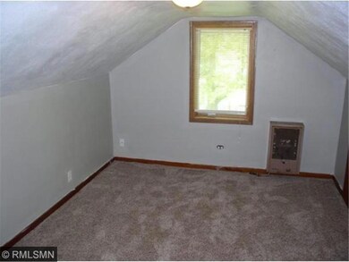 Large upstairs bedroom