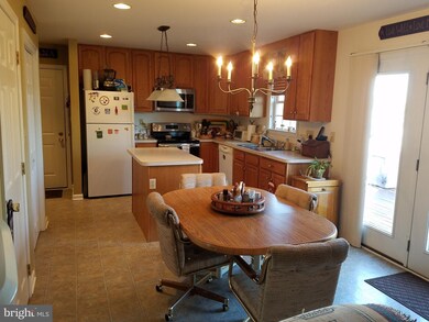 1628 Malibu Dr, Chambersburg, PA 17202 - photo 6