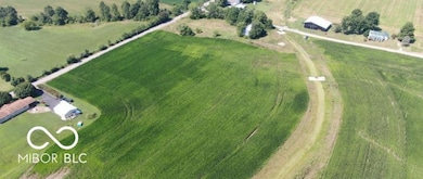 7113 New Washington Beth Rd, New Washington, IN 47111 - photo 2